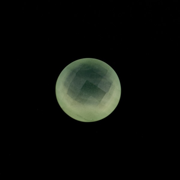 Prehnite, green, faceted briolette, round, 10 mm