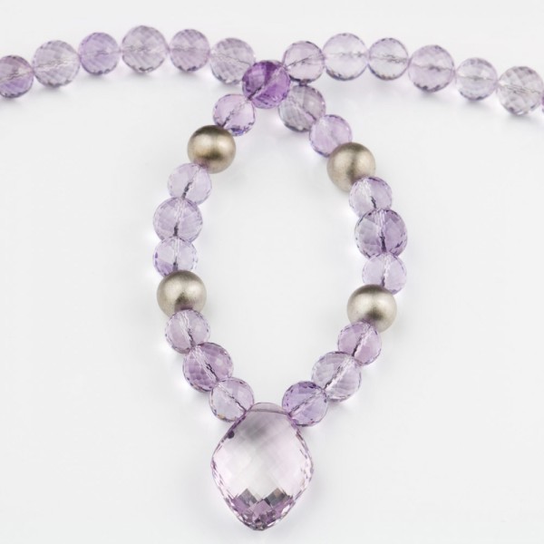 Gemstone necklace, amethyst, length: ca. 47 cm