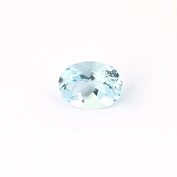 Aquamarine, light blue, oval, faceted, 12x9 mm