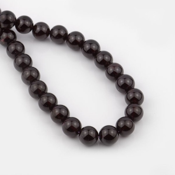 Garnet, strand, dark red, beads, smooth, 1A quality, Ø 10 mm