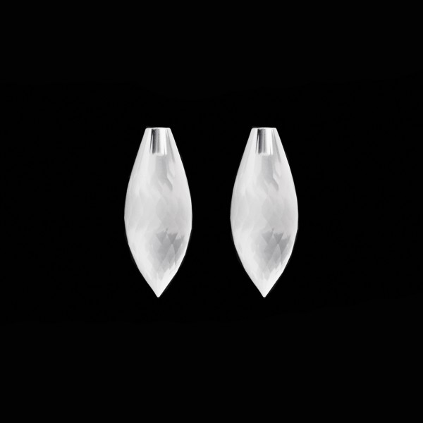 Milky quartz, white, pointed teardrop, faceted, 20 x 8 mm