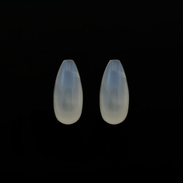 Moonstone (Tanzania), blue-white, teardrop, smooth, 18 x 8.5 mm